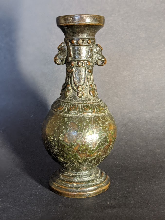 bronze vase AS382