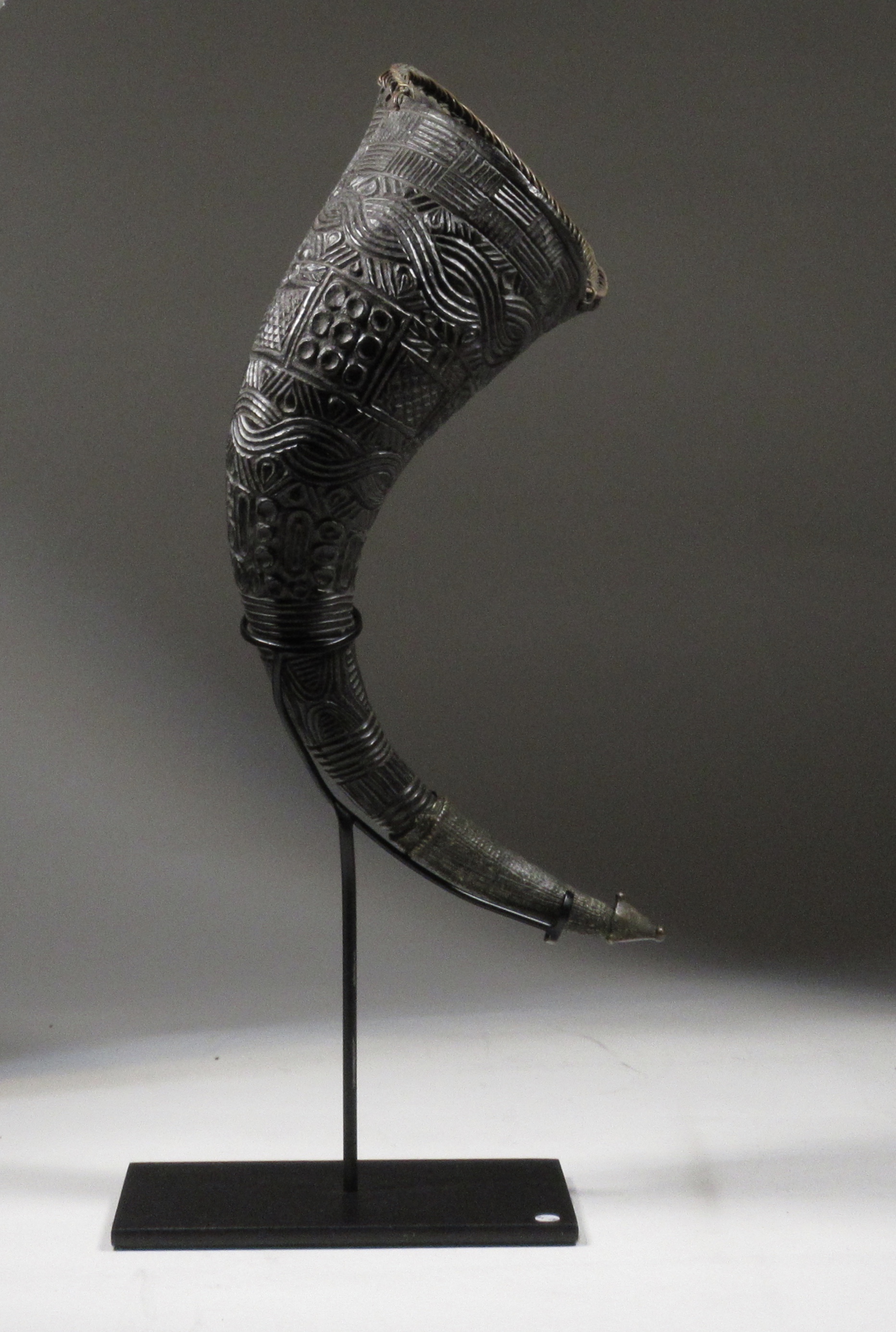 Cameroon horn cup af34